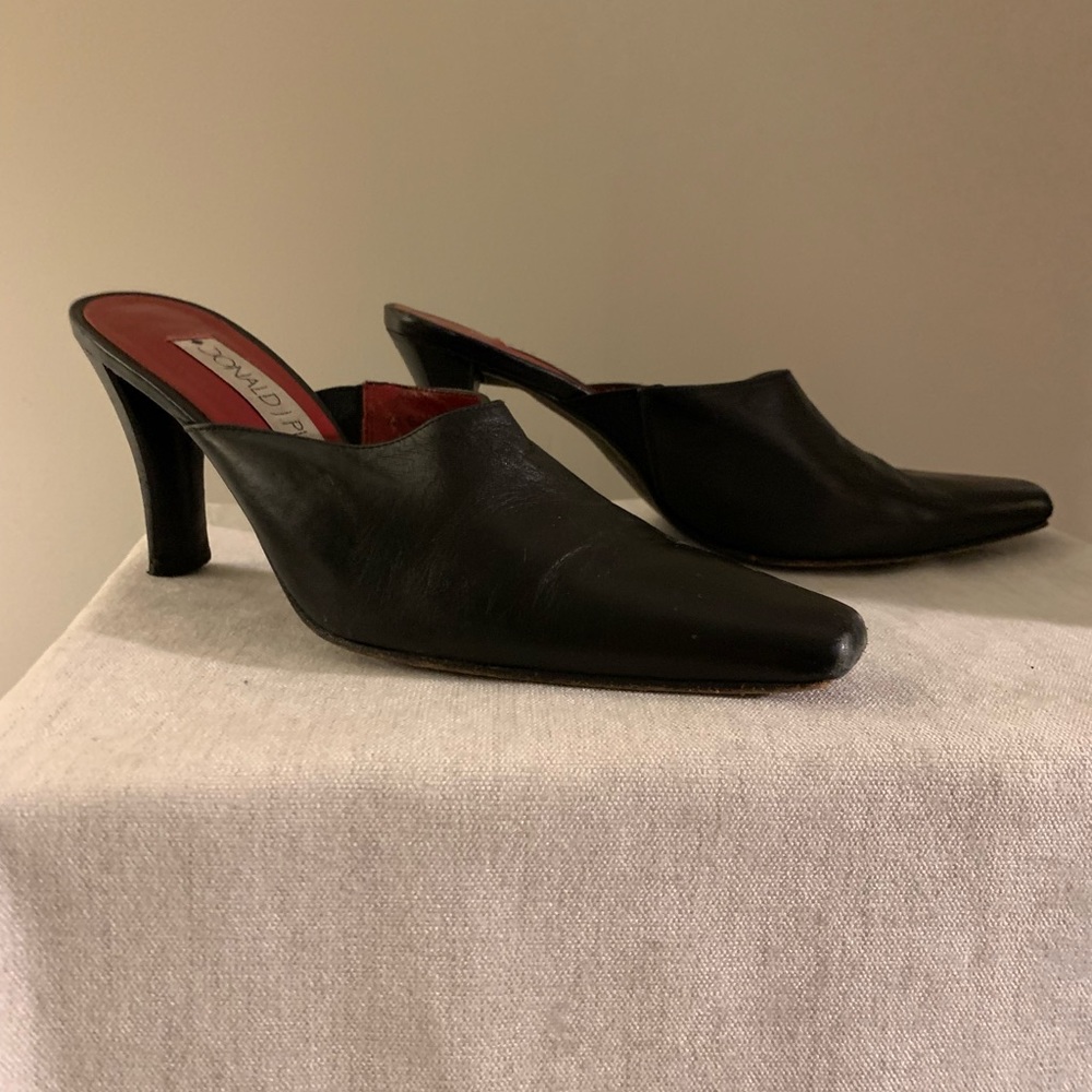 Donald Pliner black leather high heel mule
